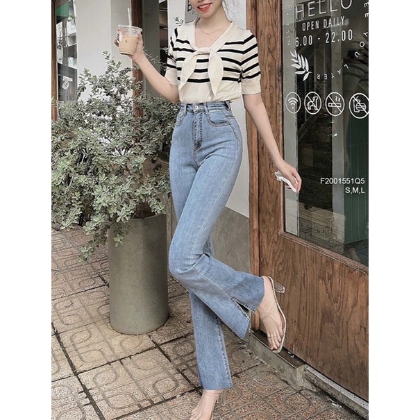 Quần jeans ống loe xẻ lai