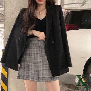 Set Blazer kèm chân váy phong cách Hàn Quốc