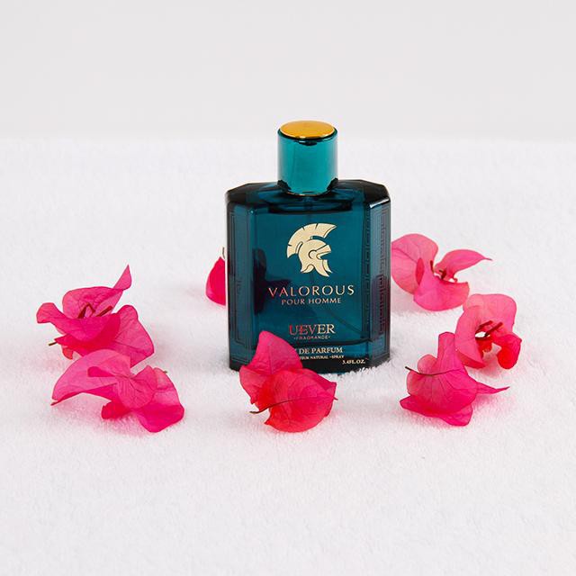 Dòng nước hoa của thương hiệu Valorous hương rừng thơm quyến rũ, hương thơm phong phú, độ bền và độ thẩm thấu mạnh mẽ, | BigBuy360 - bigbuy360.vn
