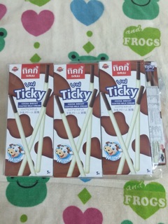 Bánh quy Ticky