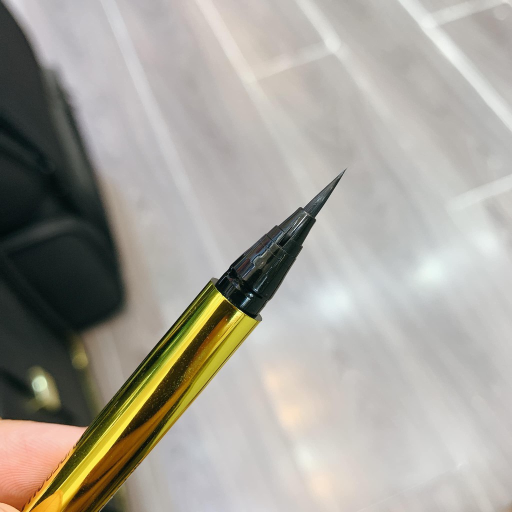 Bút kẻ mắt nước Hypersharp Liner