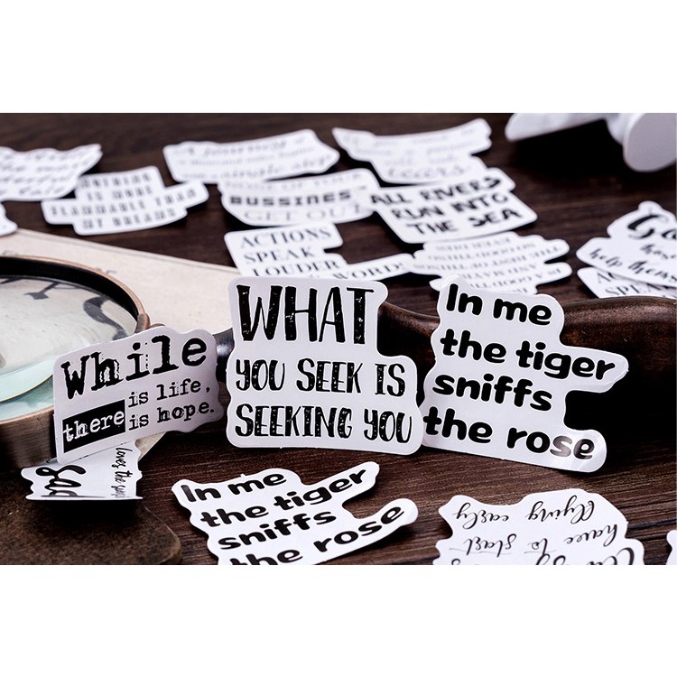 Hộp 46 miếng sticker mẫu báo trắng đen newspaper