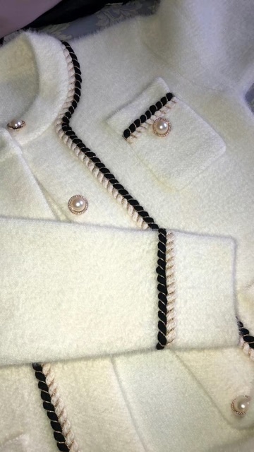 Áo khoác len lông thỏ cúc ngọc cổ tròn có size Smlxl