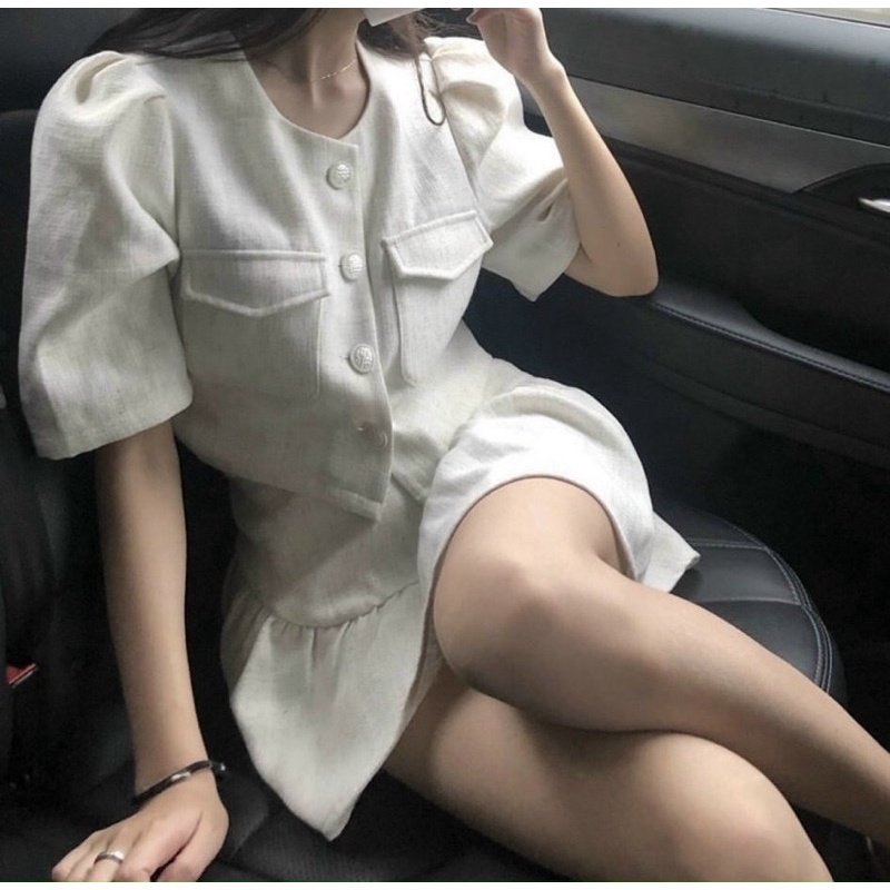 SET CROP TRẮNG BỐ TÚI NẮP + CHÂN VÁY
