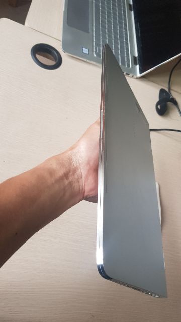 Laptop HP Spectre x360 Gen2  cpu i5 6300U. Ram8GB  Ssd m2 256Gb. Màn 13.3" Cảm ứng Máy Mới 98, 99% Hàng Chuẩn Zin US | BigBuy360 - bigbuy360.vn