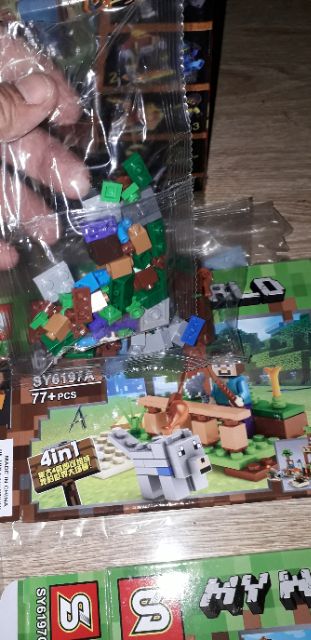 Lắp ráp 1 hộp LegoMyWord 6197 có nhiều chi tiết bằng nhựa rất đẹp