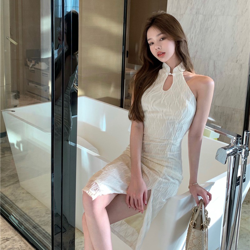 Jane Sườn xám ngắn tay xẻ tà ren gân quyến rũ