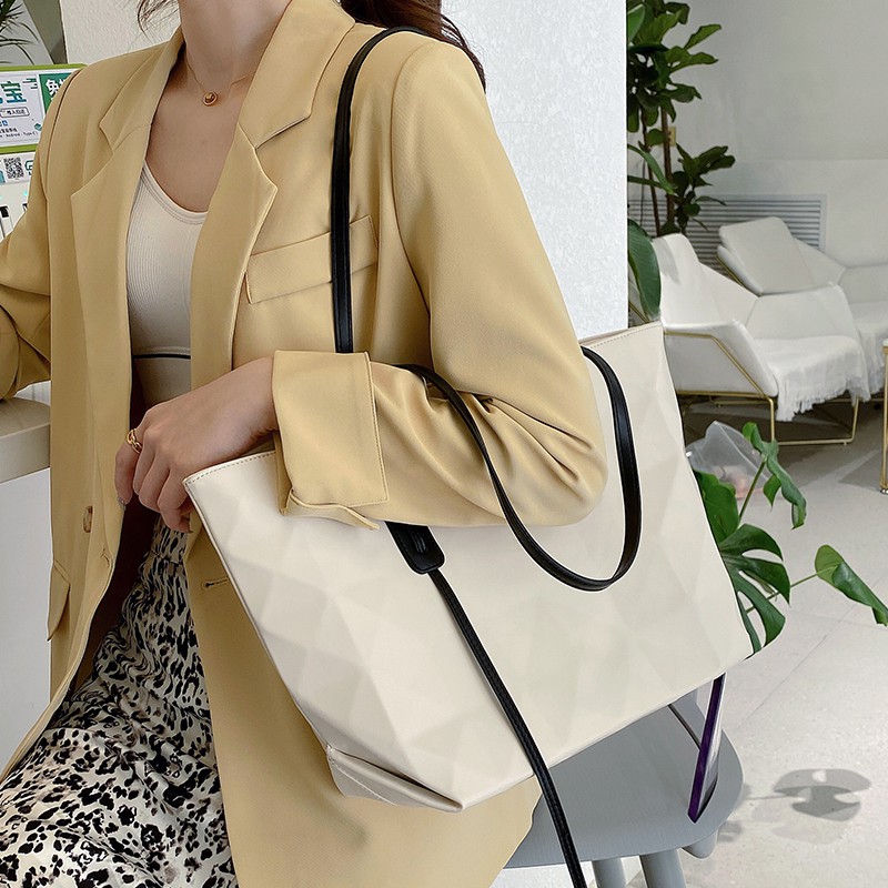 D276 Túi xách thời trang chất da kiểu dáng cách điệu trẻ trung