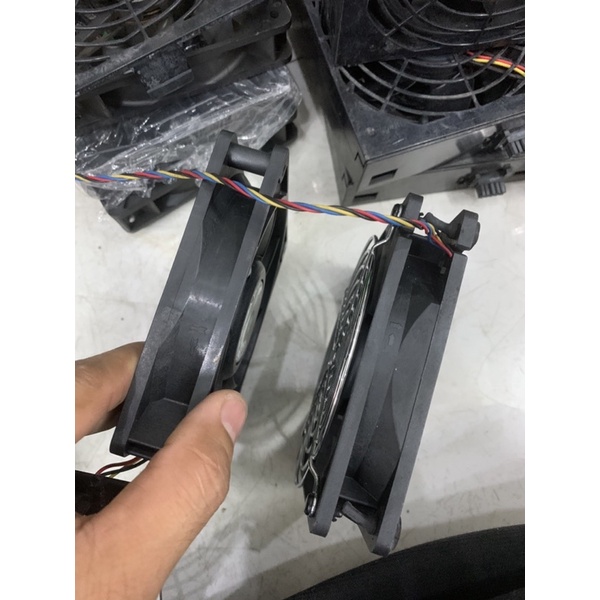 Quạt tháo máy chủ Dc 12v vuông 12cm dày 2cm