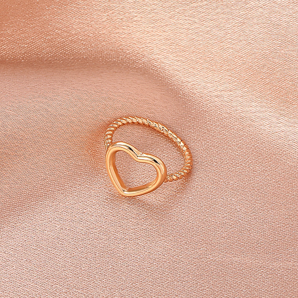 Nhẫn hình trái tim thời trang cho cặp đôi