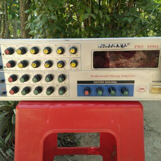 Máy Amply Galaxy chạy 4 sò.