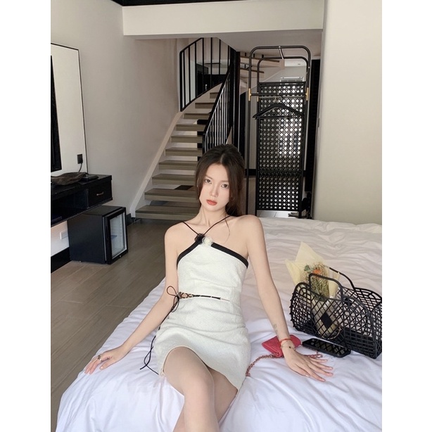 Đầm Yếm Body Khoét Eo Vải Tweed Siêu Hotttt