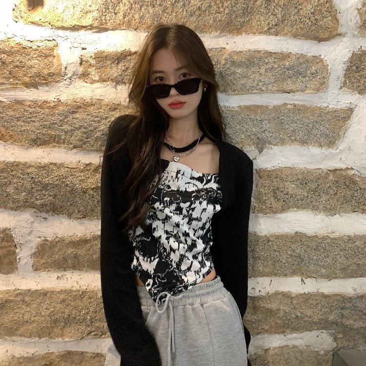 [ Mã 66CBSALE giảm 30K đơn 200K] Áo Thun Tay Dài Dáng Rộng Thiết Kế Bất Đối Xứng Thời Trang Cá Tính Cho Nữ 177089 | BigBuy360 - bigbuy360.vn