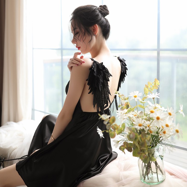 Váy ngủ sexy hai dây lụa satin cao cấp kiểu đầm ngủ đôi cánh gợi cảm siêu hot với màu đen huyền bí