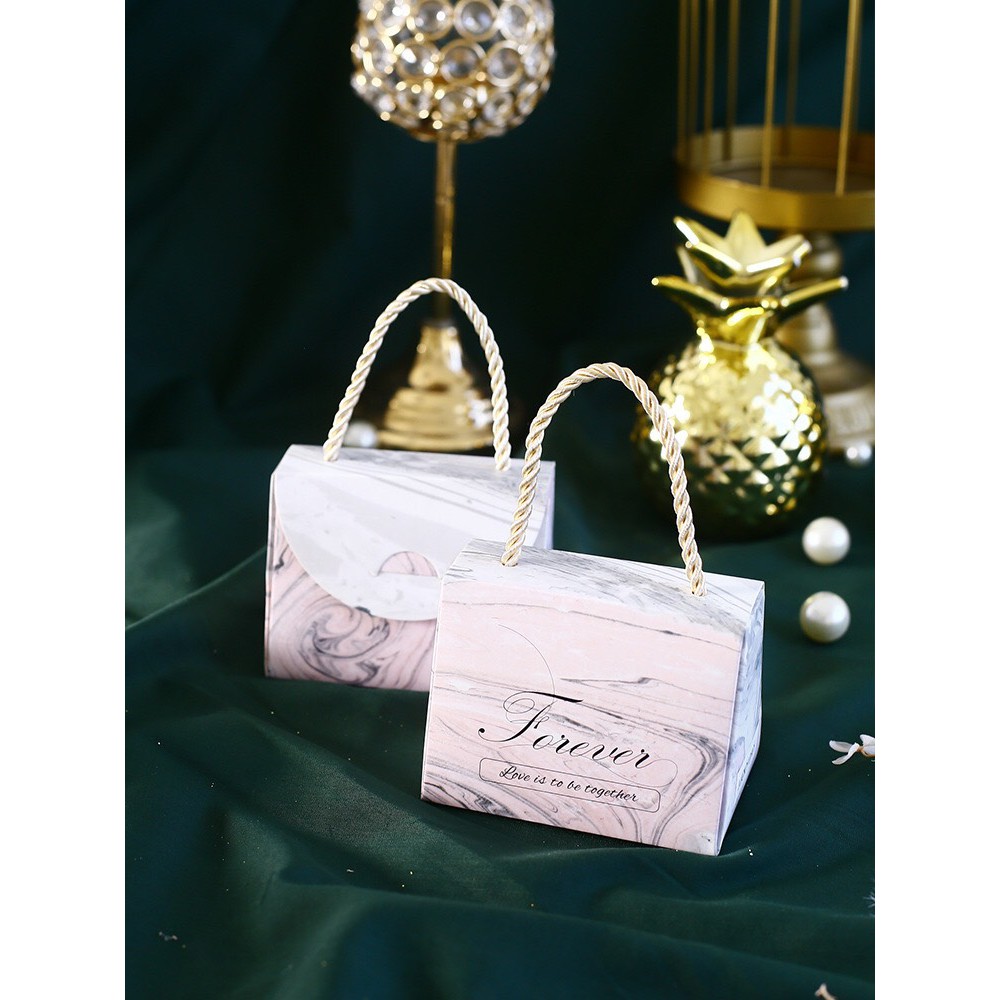 Hộp đựng quà thương hiệu cao cấp, gói son tặng quà theo yêu cầu