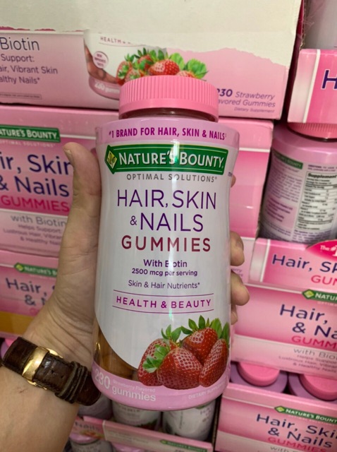 Kẹo dẻo bổ sung Biotin đẹp da, tóc, móng Nature’s Bounty Hair, Skin & Nails Gummies 230viên vị Dâu | BigBuy360 - bigbuy360.vn