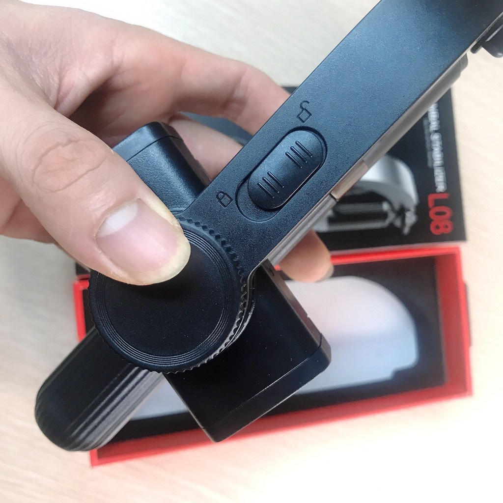 Tay Cầm Chống Rung Điện Tử[FREESHIP] Gimbal L08 Có Bluetooth -Có Chân Đỡ Tự Đứng - Kéo Dài Tới 86cm[hulako]