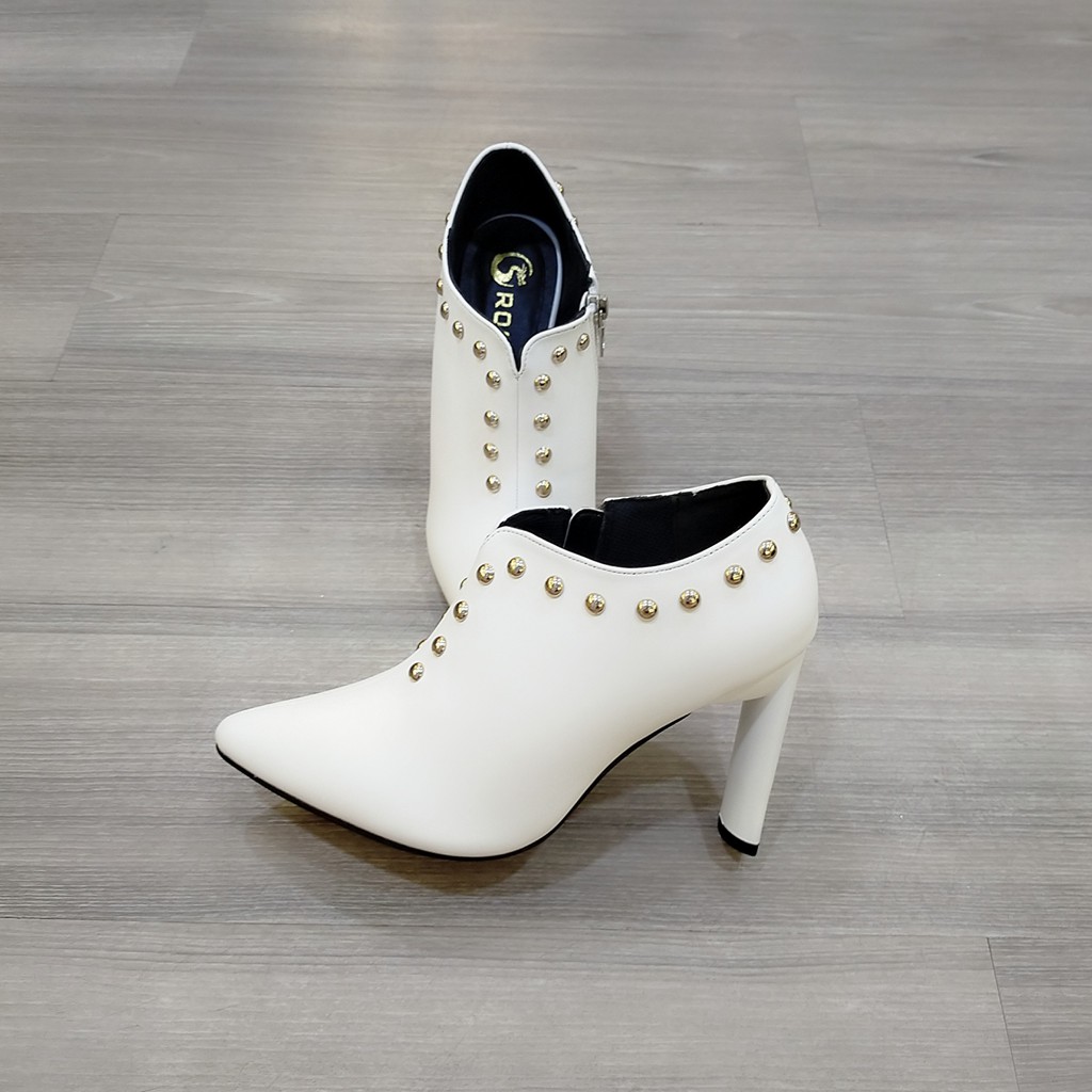 [ẢNH THẬT] Boots thời trang nữ đinh tán, da lì cao cấp ROSATA RO290 8p gót dẹp - đen, trắng - HÀNG VIỆT NAM - BKSTORE