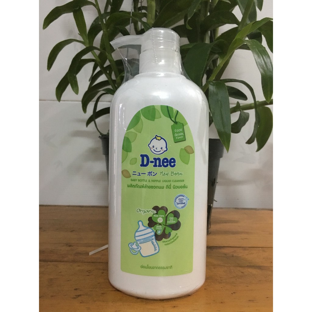 Nước rửa bình sữa Dnee chai vòi 620ml