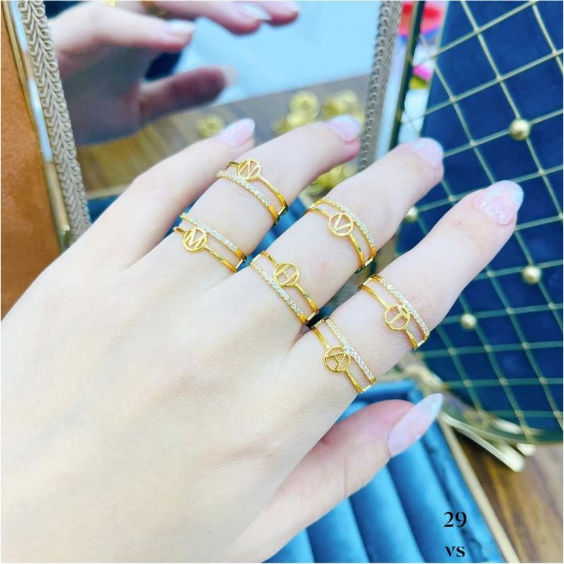 NHẪN CHỮ CÁI BẠC TA XI VÀNG