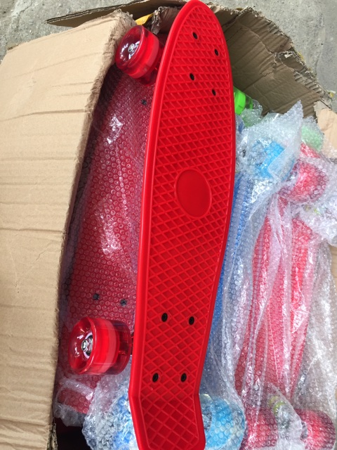 Ván trượt skateboard penny có bánh phát sáng cực hot.