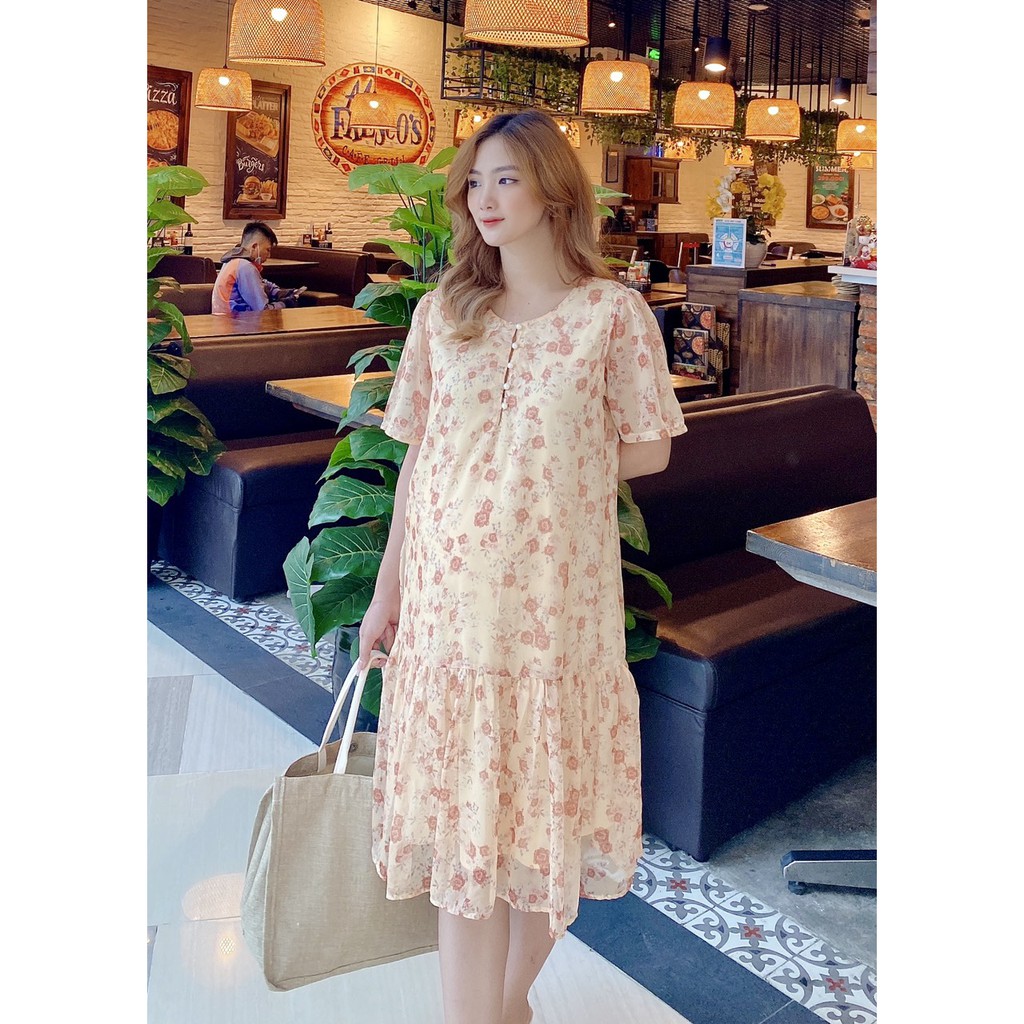 Đầm Bầu voan hoa bồng bềnh.