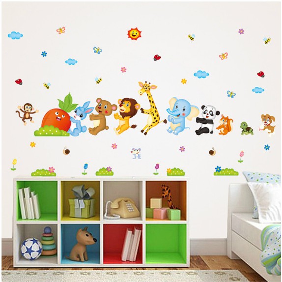 Decal trang trí các động vật cùng nhau giúp kéo củ Cà Rốt 01 ( Kèm video thật )