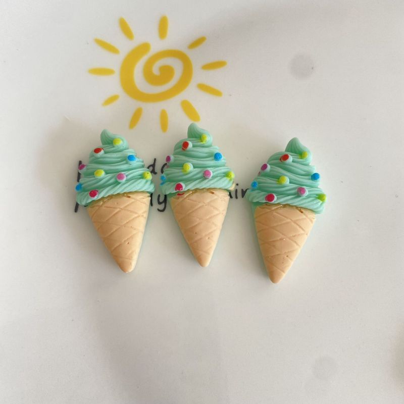 Set 10 Phụ Kiện Trang Trí Điện Thoại / Chai Nước Hình Kem Ốc Quế Hoạt Hình Diy