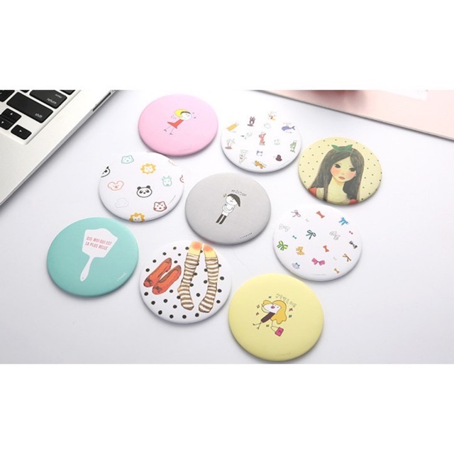 Gương mini bỏ túi cute