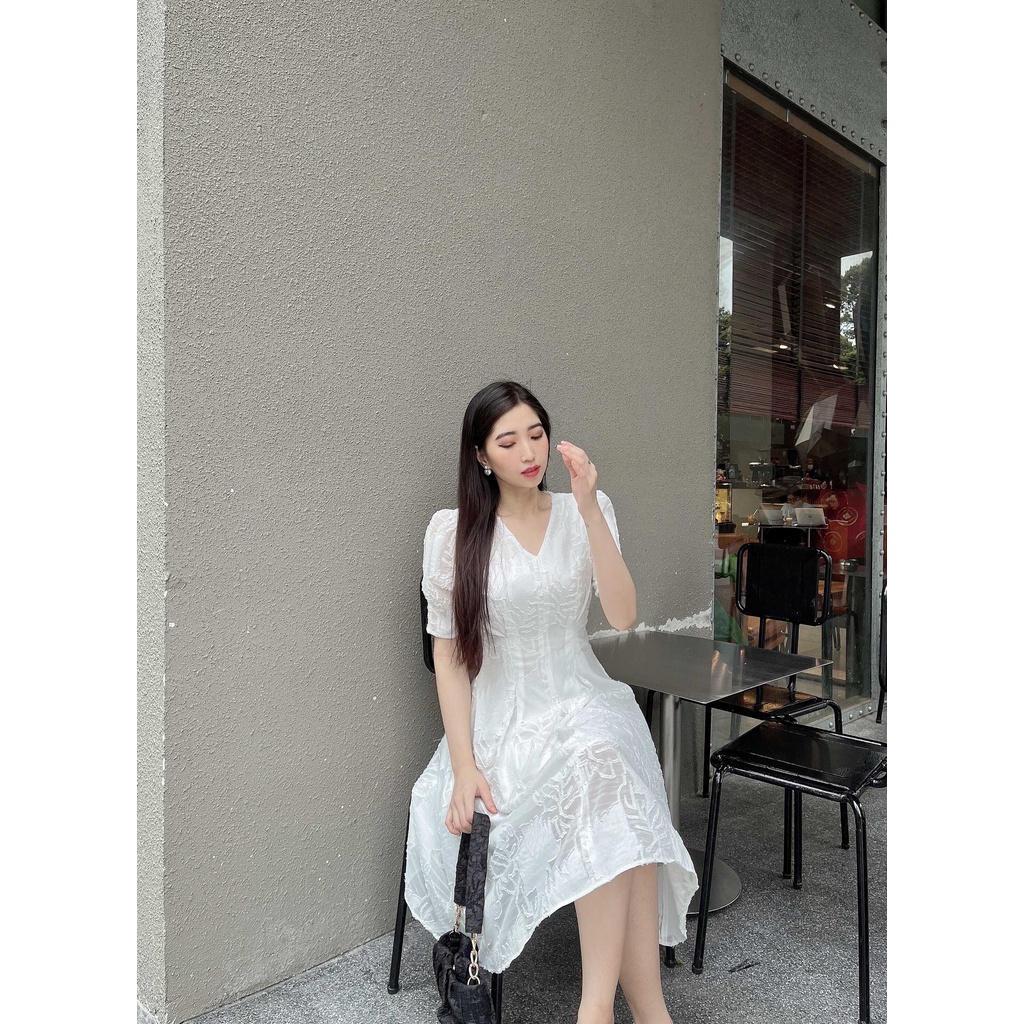 Đầm nữ dạo phố, dự tiệc cổ V, dáng xòe .siêu sang chãnh - TT002