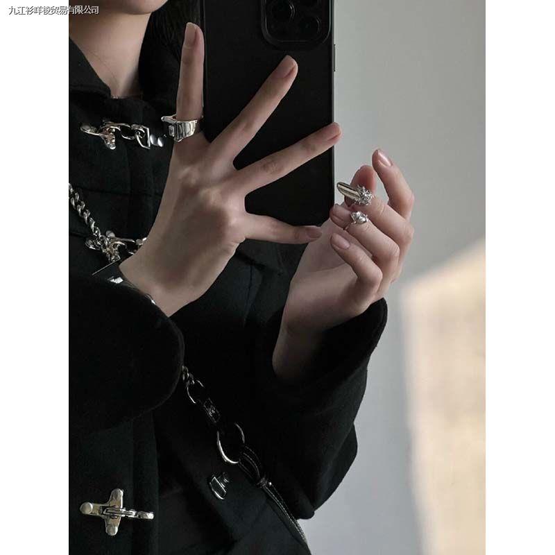 Áo khoác dáng ngắn phong cách phương Tây thời trang dành cho nữ