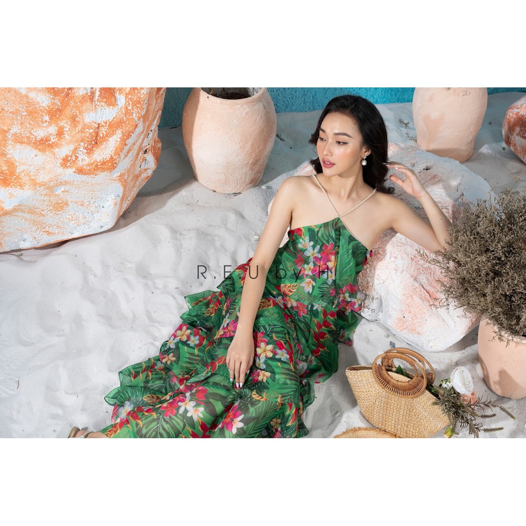 Váy yếm dây trai