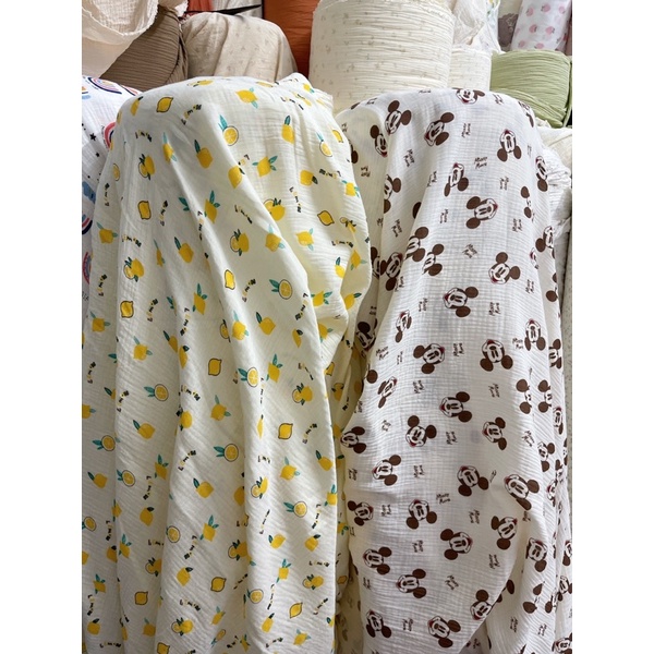 vải xô muslin 2 lớp siêu mềm hình chuột micky