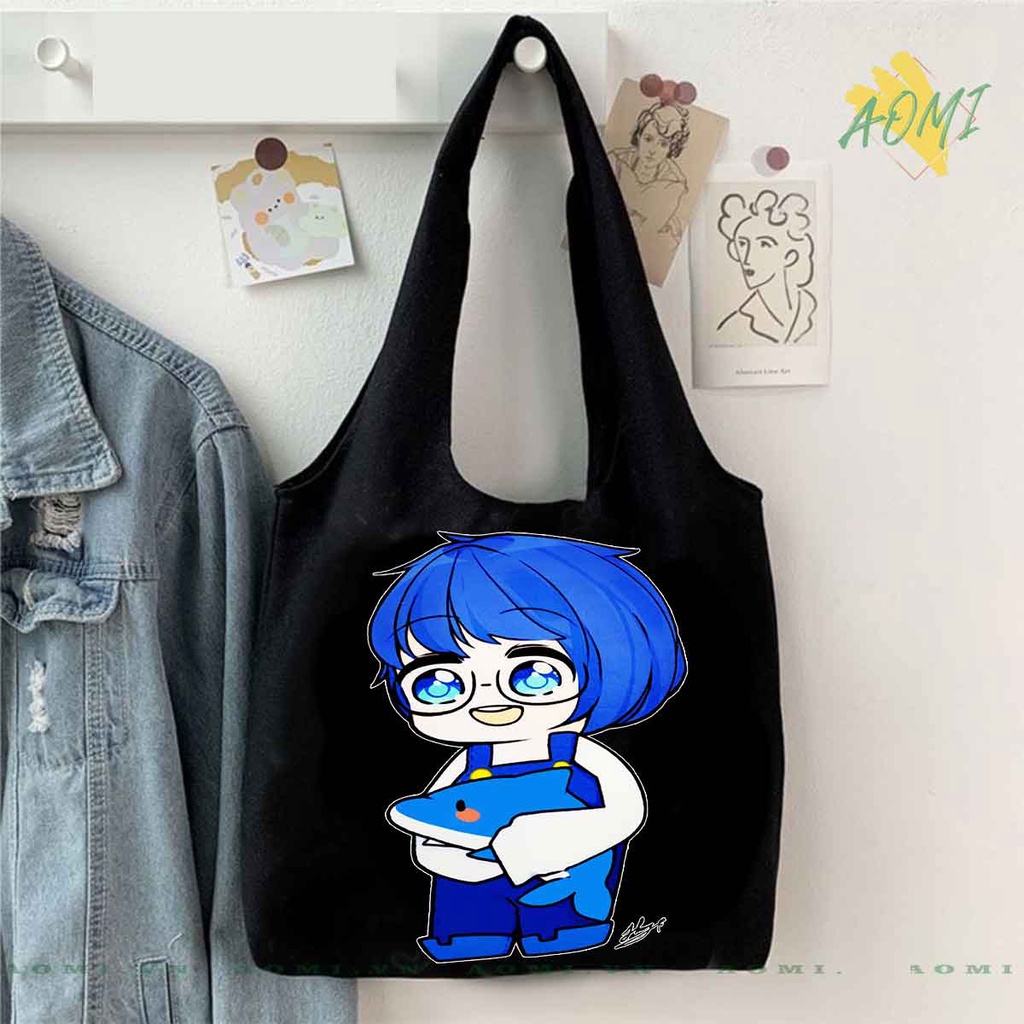 TOTE CANVAS HEROTEAM SAMMY SIMMY PHONG CẬN MINI WORLD FORM TRÒN TÚI VẢI ĐEO VAI BAG NÚT BẤM SIZE LỚN AOMIVN ĐEN TRẮNG