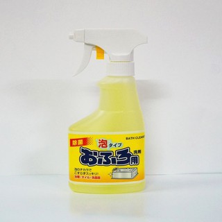 Chai xịt tẩy rửa nhà tắm dạng bọt Rocket 300ml Nhật Bản
