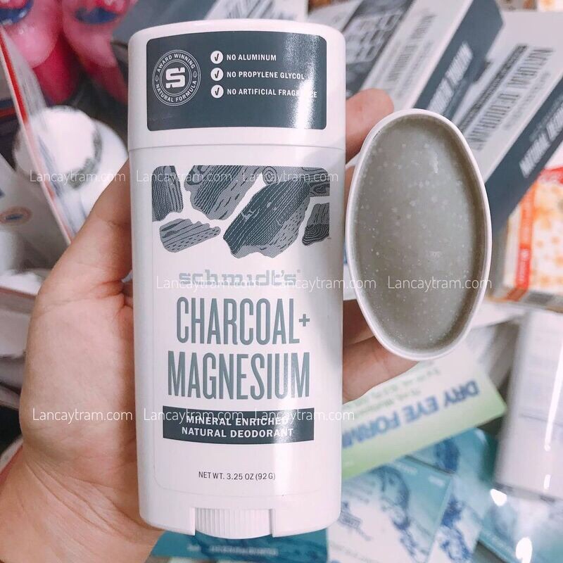 Mua tại Mỹ - Lăn khử mùi than hoạt tính Schmidt’s Charcoal 92g chính hãng