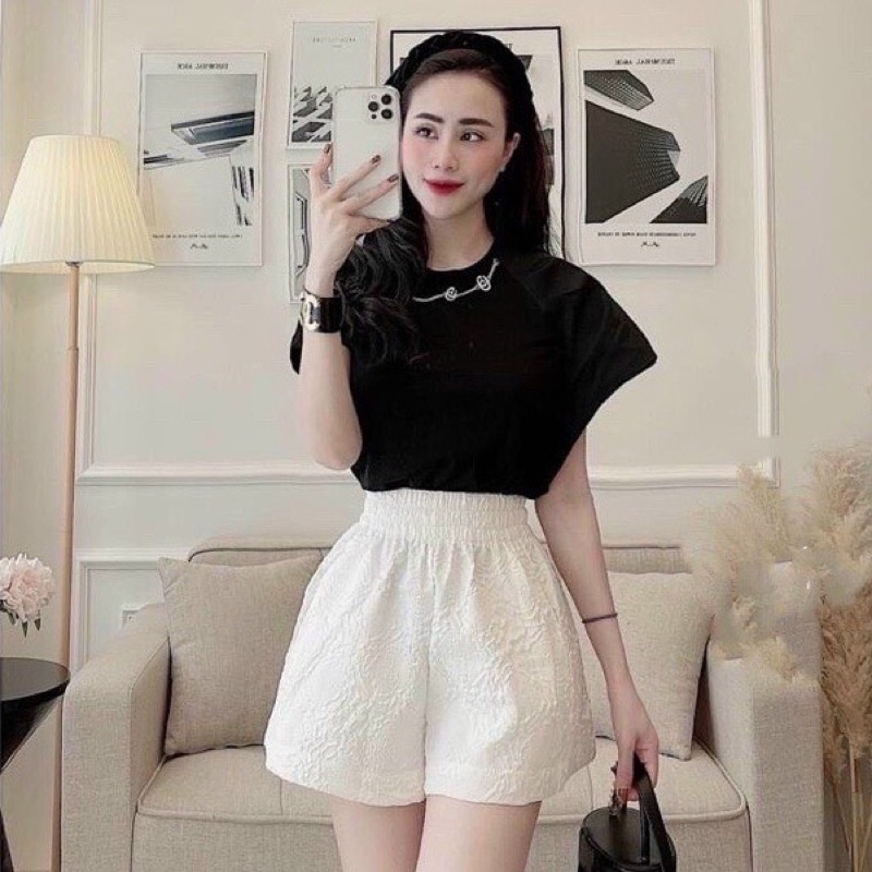 Quần Short xốp dập nổi -sooc ống rộng lưng chun cạp cao in hoa nổi