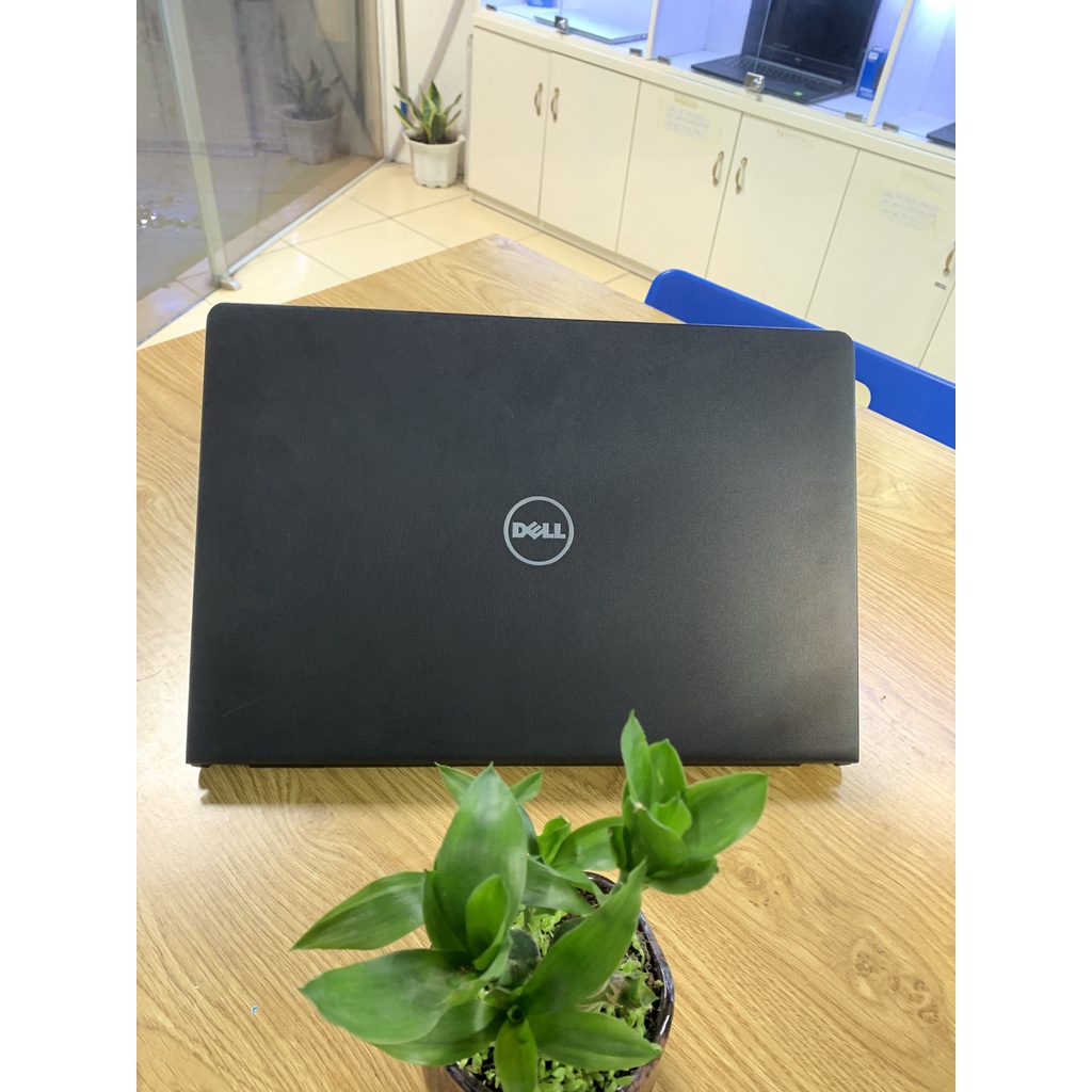 Laptop đỉnh học tập chơi game Dell 3568 core i5-7200u, ram 4GB, ssd 256GB, VGA, màn 15.6