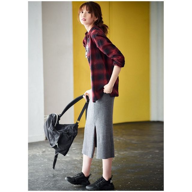 Áo sơ mi Flanel Uniql0 vải sợi nỉ