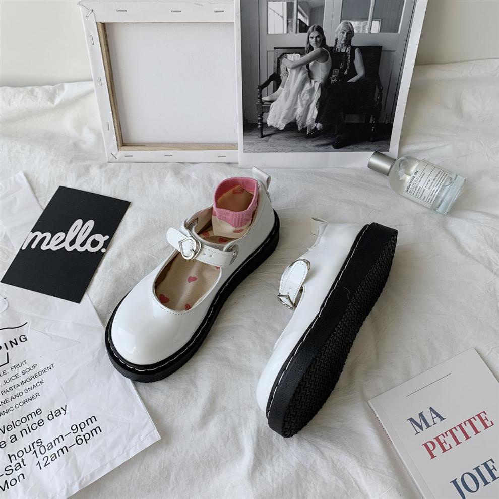 Giày Lolita Nữ Ulzzang Vintage, Giày Mary Jane Da Bóng Mũi Tròn Khóa Cài Hình Trái Tim Đế 3cm Hàn Quốc_ Iclassy_shoes