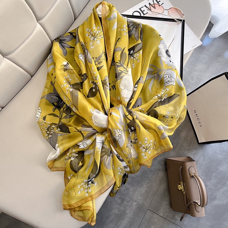 Khăn choàng cổ lụa hình hoa lá size 130x180cm cao cấp