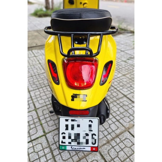 Baga Vespa cong Sprint / GTS / Đen / Crom