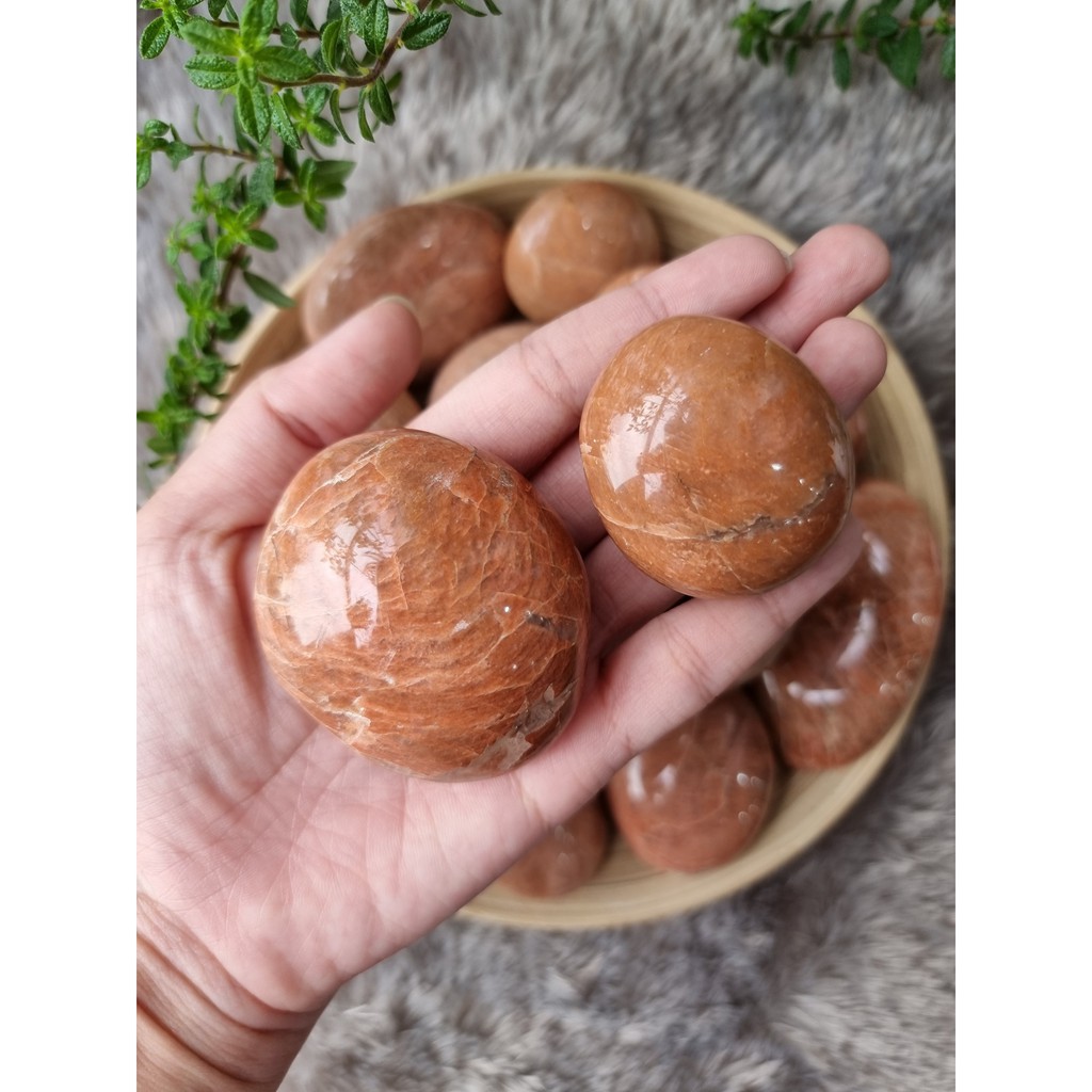 Viên đá thanh tẩy Sunstone (Palm Sunstone, đá Mặt Trời)- đá phong thủy dùng trong Tarot, Reiki, thiền định