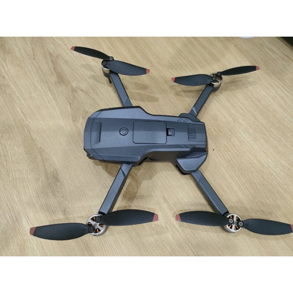 Máy bay không người lái K918 max thời gian bay lên đến 30p Camera 8K động cơ không chổi than