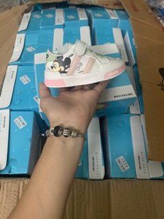 Giầy mickey cho bé