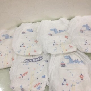 Bỉm trần hana size M/100 miếng