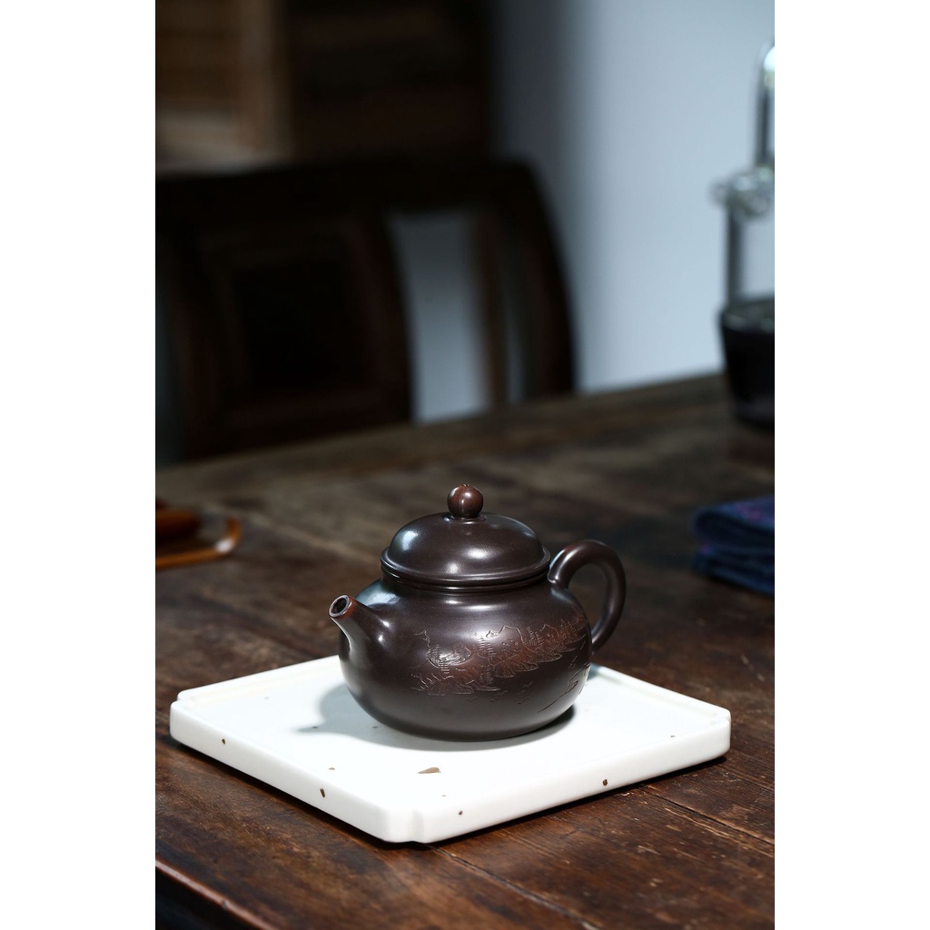 Ấm Tử Nê Khâm Châu Dung Thiên Sơn Thủy 200 ml (Lọc Tổ Ong)