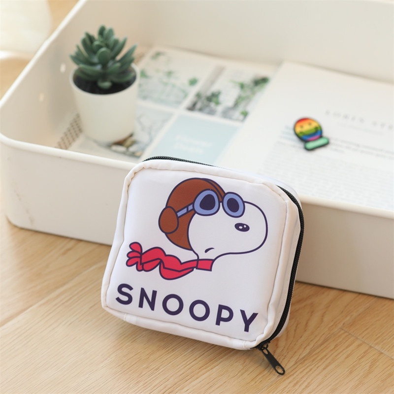 Túi Đựng Băng Vệ Sinh In Hình Snoopy Dễ Thương Cho Bé Gái Ốp