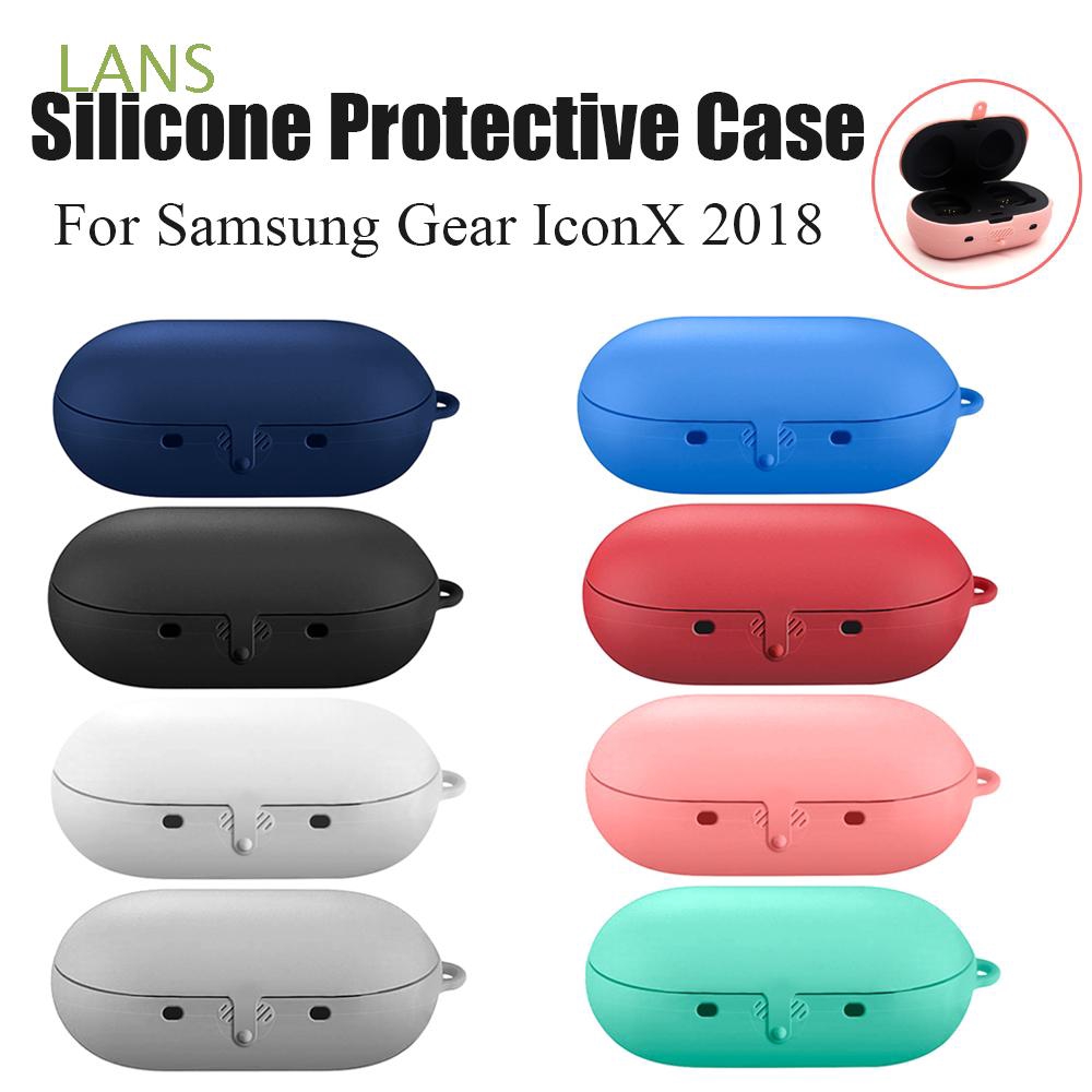 Vỏ silicone chống trượt kiểu dáng thời trang với móc carabiner cho hộp sạc của Samsung Gear IconX 2018