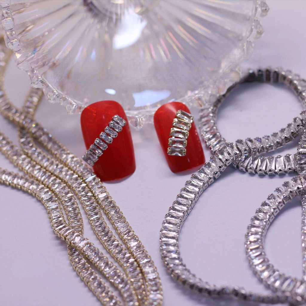 [Hàng mới về] Chuỗi dây xích trang trí móng tay thời trang dành cho nữ